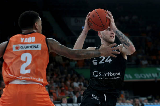 方面都将得 方面都将得